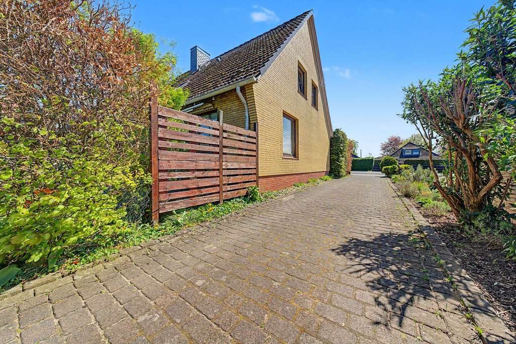 Immobilie in Breitenburg - Vermietetes Einfamilienhaus mit Garage - Bild 4