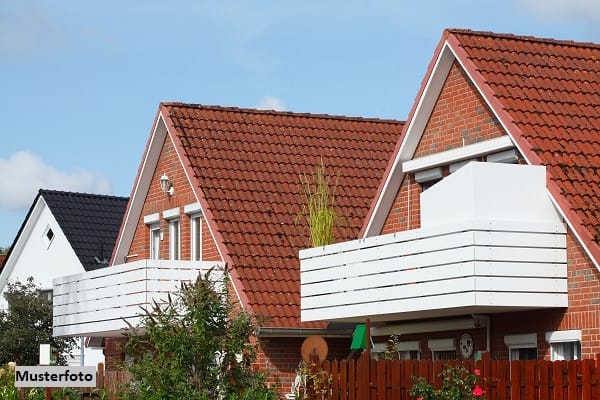 Immobilie in Bensdorf - Einfamilienhaus nebst Garage + provisionsfrei + - Bild 0