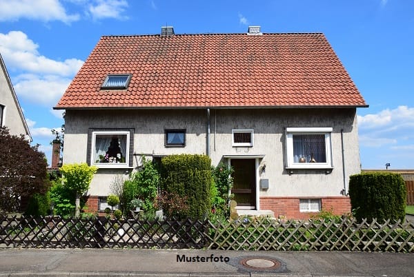 Immobilie in Dautphetal - Idyllisch gelegen - Freistehendes Einfamilienhaus, Garten, Garage, Carport - Bild 0