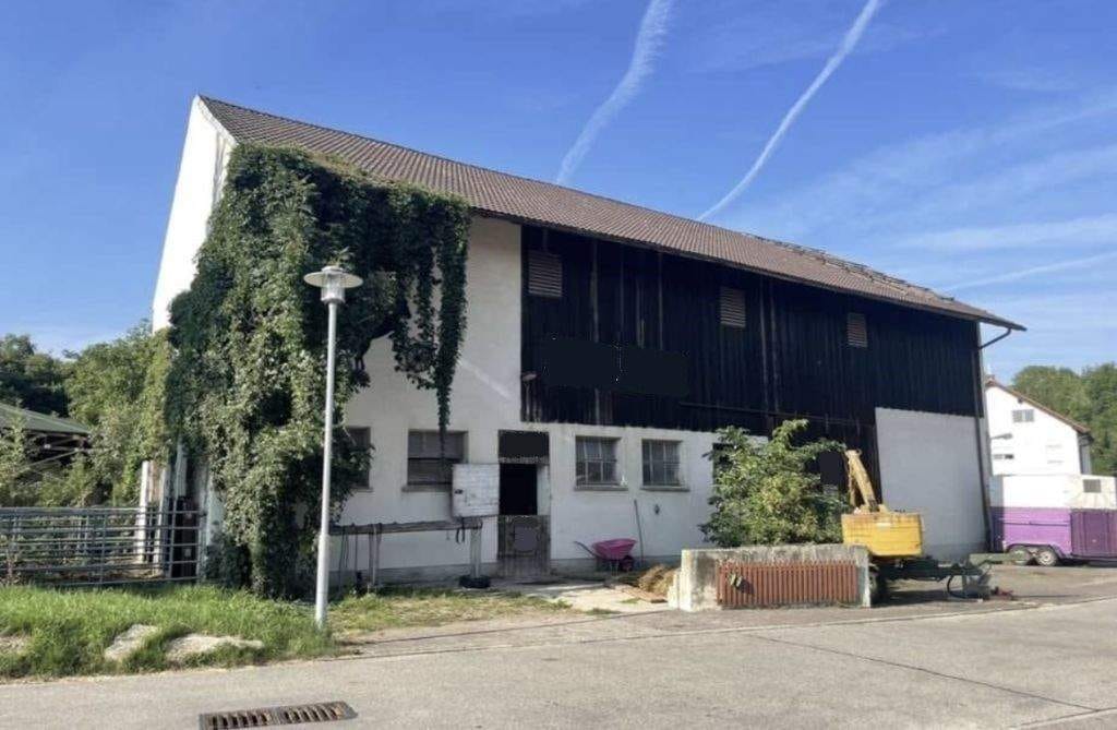 Immobilie in Böbingen an der Rems - Böbingen: Landwirtschaftliches Anwesen mit Entwicklungspotenzial - ideal für Nutzer mit Platzbedarf! - Bild 1