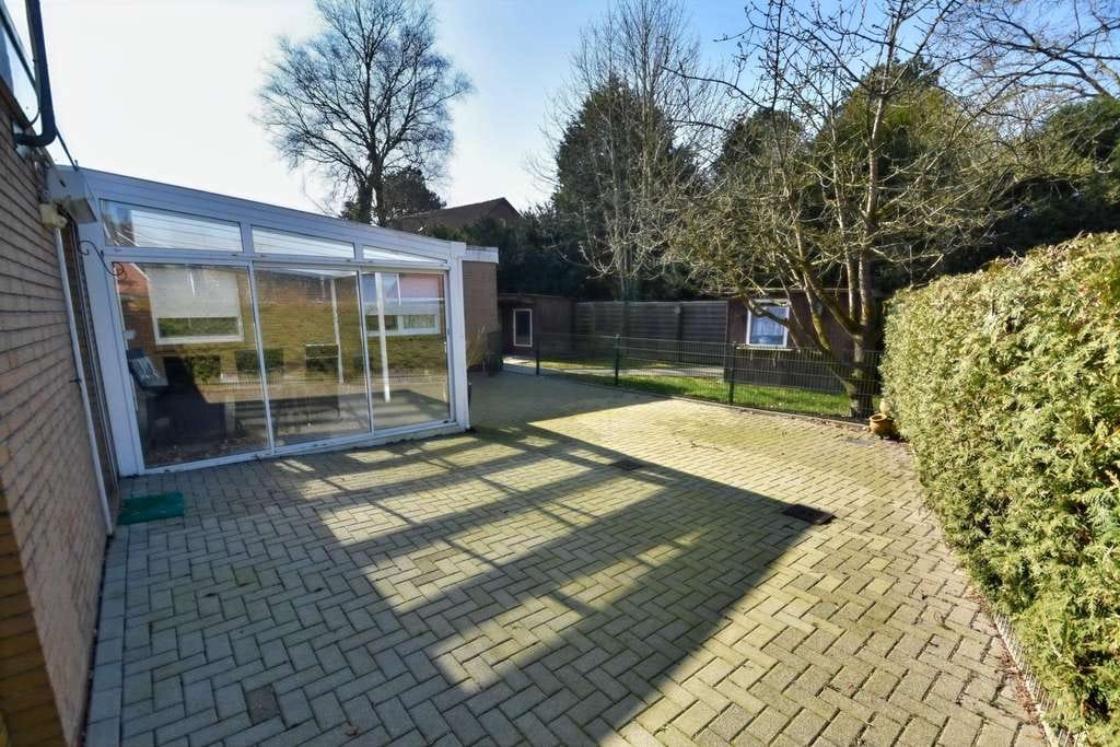 Immobilie in Großefehn - NEUER PREIS - Modernisierter Flachdachbungalow in Großefehn - Bild 4