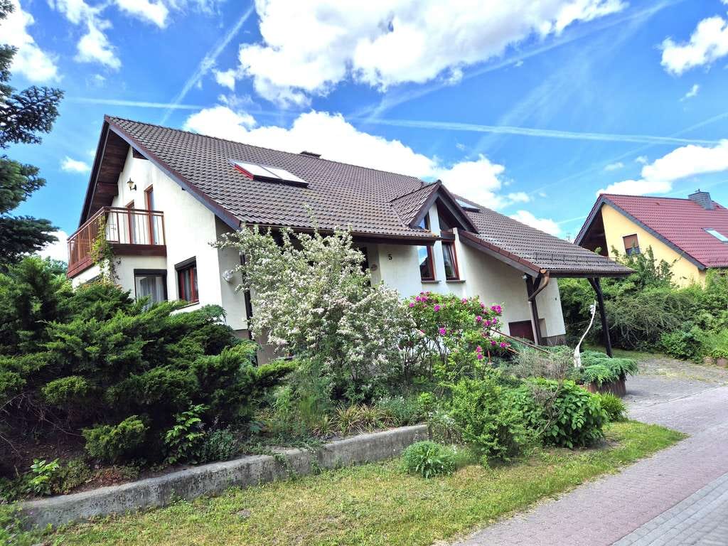 Immobilie in Eisenhüttenstadt - Architektenhaus mit ELW in landschaftlich reizvoller Lage - Bild 0
