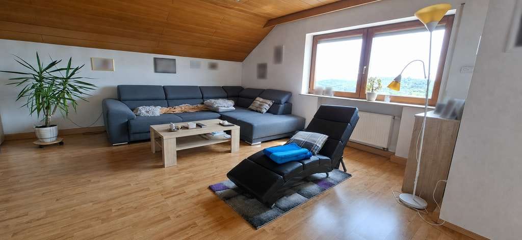 Immobilie in Sonnenbühl - 3-Familienhaus in Top Zustand zu verkaufen - Bild 2