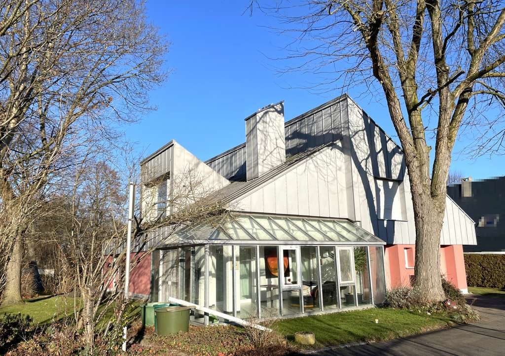 Immobilie in Aichach - Extravagantes Haus mit Einliegerwohnung in Aichach! - Bild 0