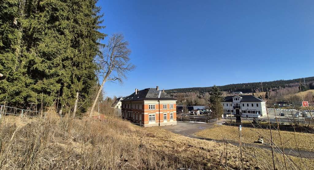 Immobilie in Johanngeorgenstadt - Hostel? Mehrgenerationenhaus? Anlageobjekt? Stattliches Gründerzeithaus (4 WE) in Johanngeorgenstadt - Bild 3