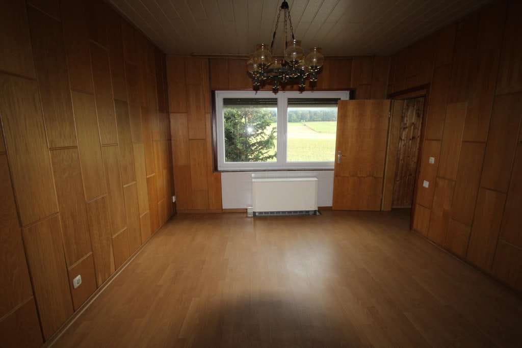 Immobilie in Hahausen - Kapitalanlage mit drei Wohnungen oder ideal als Mehrgenerationen- Haus - Bild 3