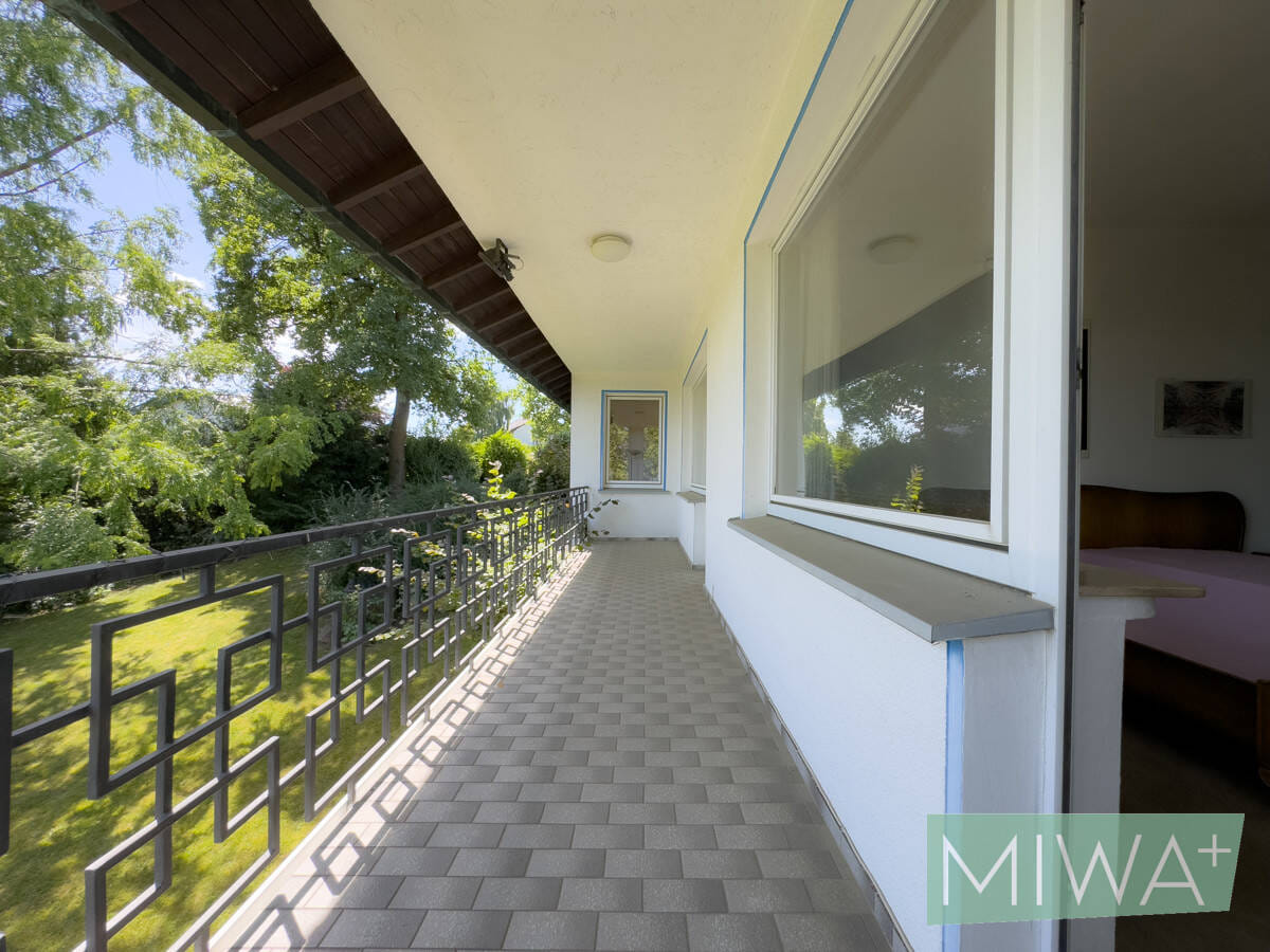 Immobilie in Warstein - ***Großes Haus mit viel Garten, Balkon, Terrassen und vielem mehr!*** - Bild 0