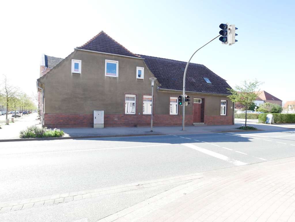 Immobilie in Ludwigslust - Teilsaniert - viel Platz für die ganze Familie! - Bild 3