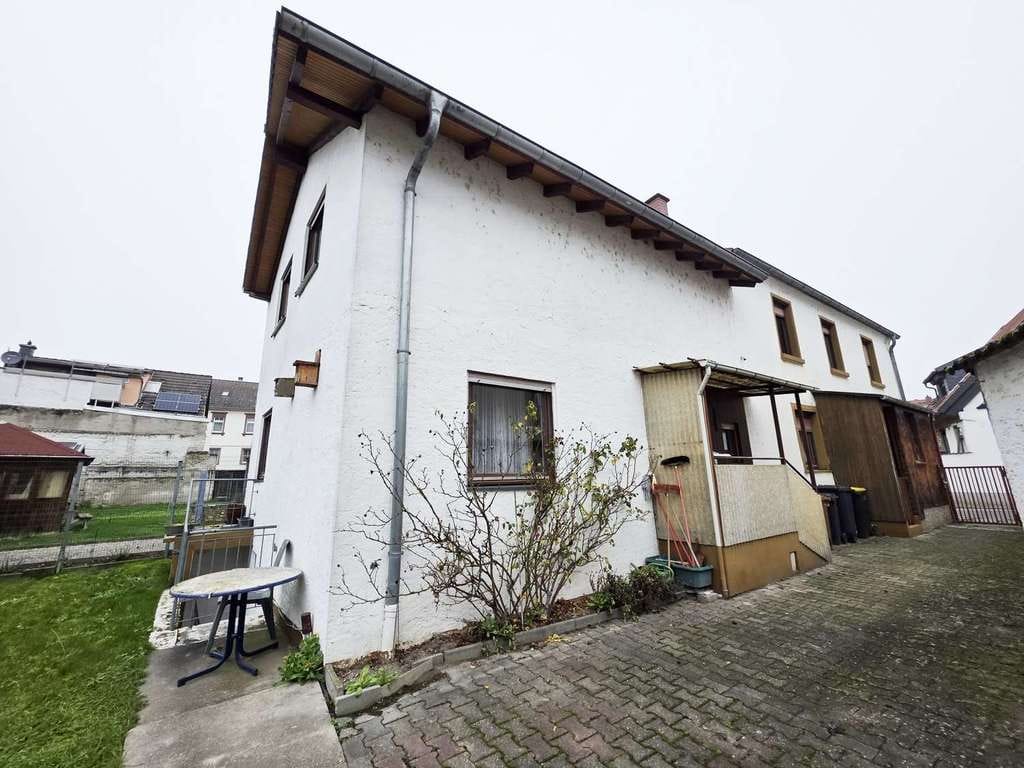 Immobilie in Ingelheim am Rhein - Ingelheim - Zweifamilienhaus in Rheinnähe und ruhiger Lage! - Bild 0