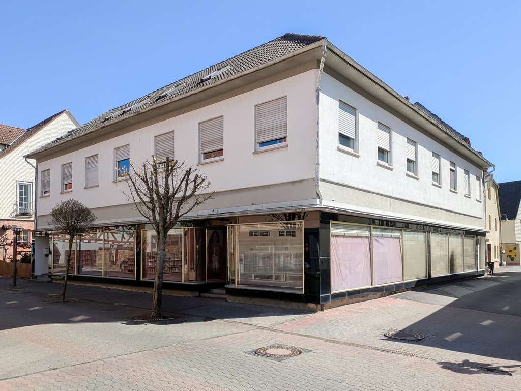 Immobilie in Bad König - Kapitalanleger und Selbstnutzer aufgepasst: Wohn- & Geschäftshaus mitten im Zentrum von Bad König! - Bild 0