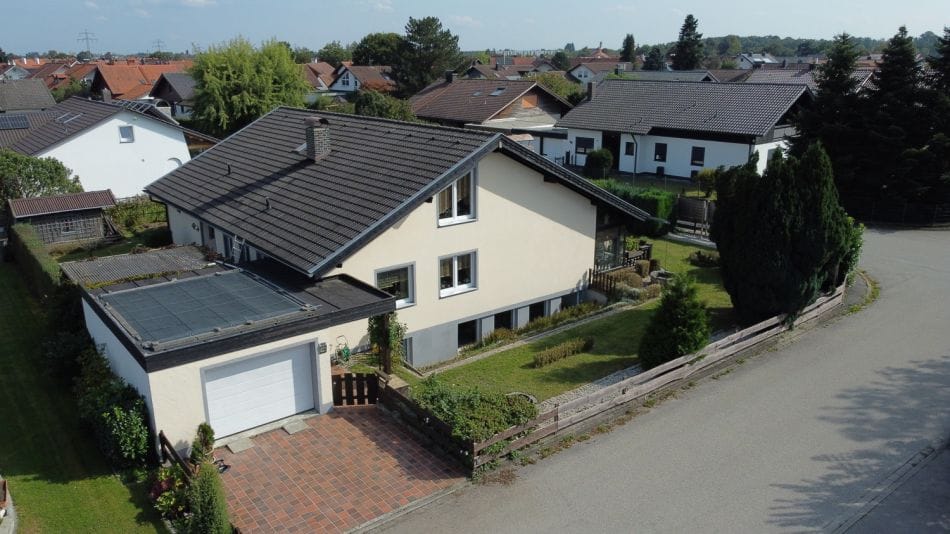 Immobilie in Mettenheim - Raum & Lebensgefühl – Großzügiges Haus auf sonnigem Eckgrundstück - nur 40 Min. von München entfernt - Bild 2