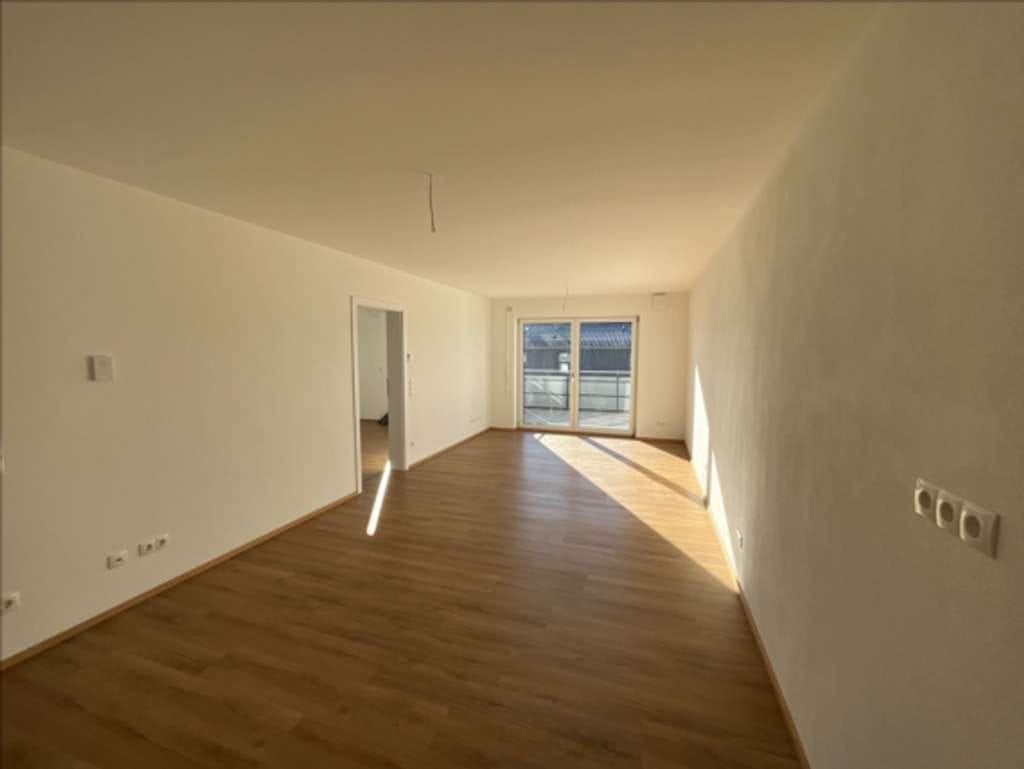 Immobilie in Ergoldsbach - Moderne 2-Zimmer-Wohnung mit Balkon & TG-Stellplatz in ruhiger Lage - Bild 4