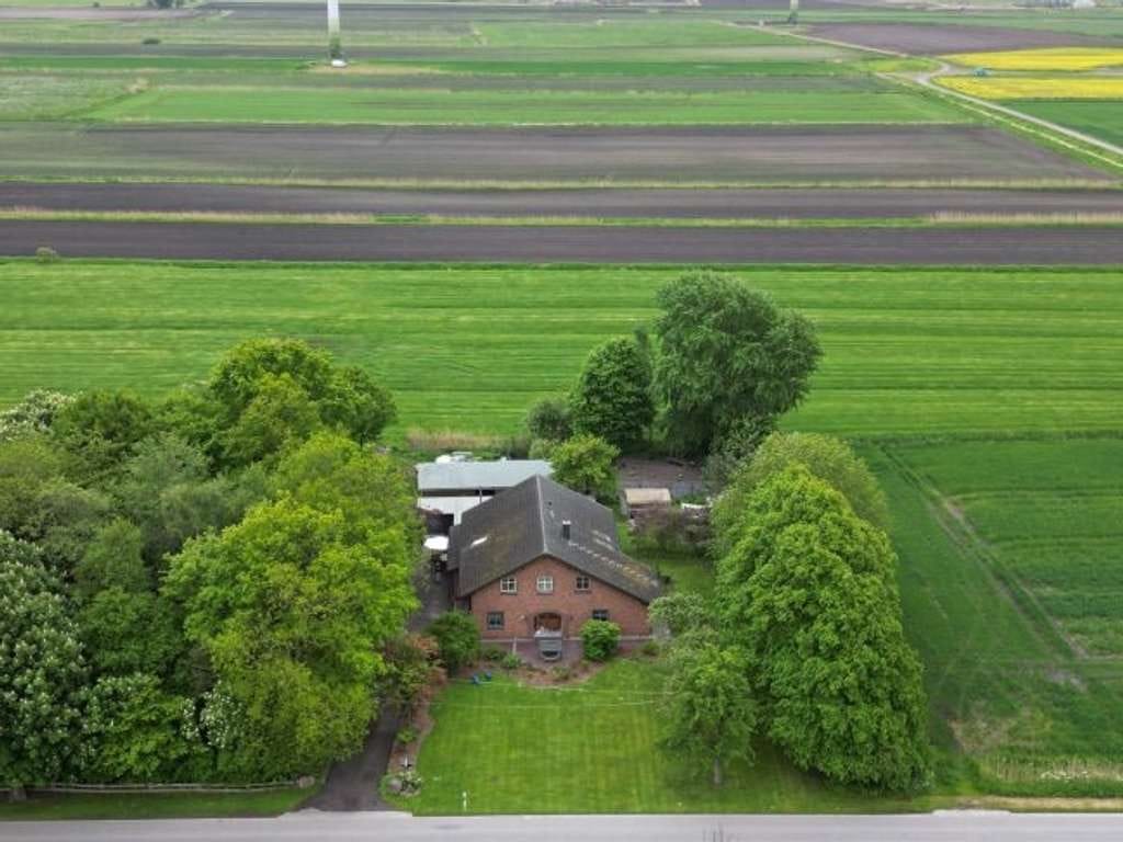 Immobilie in Barlt - Verkauf eines individuellen Landhauses in Alleinlage zwischen St. Michaelisdonn und Barlt in Nordsee - Bild 2