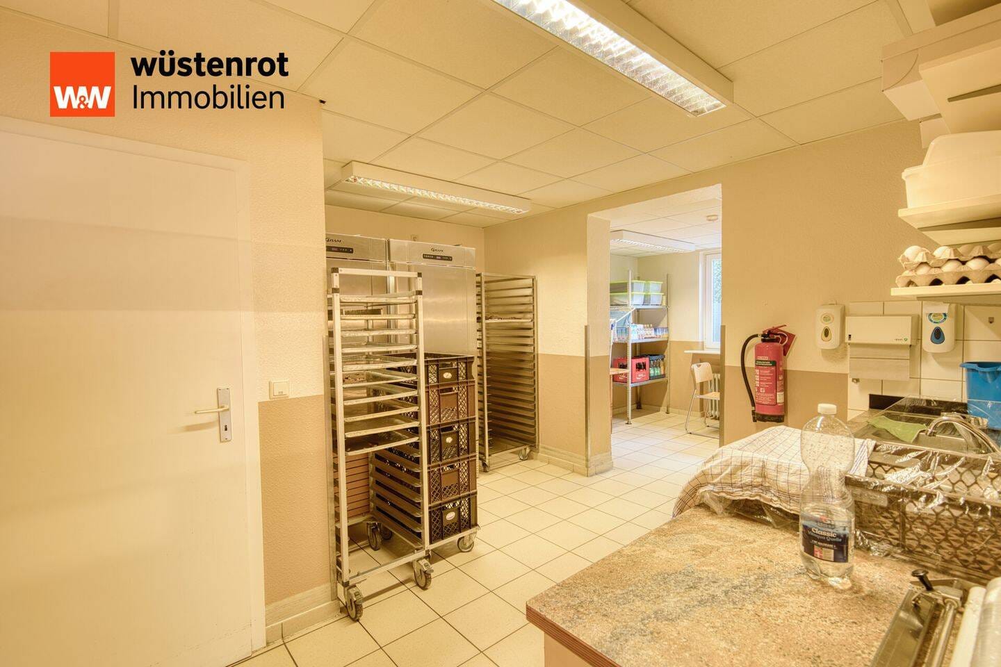 Immobilie in Verden (Aller) - Voll vermietetes Wohn- und Geschäftshaus mit 5 Einheiten, 5 Garagen und großem Grundstück - Bild 5