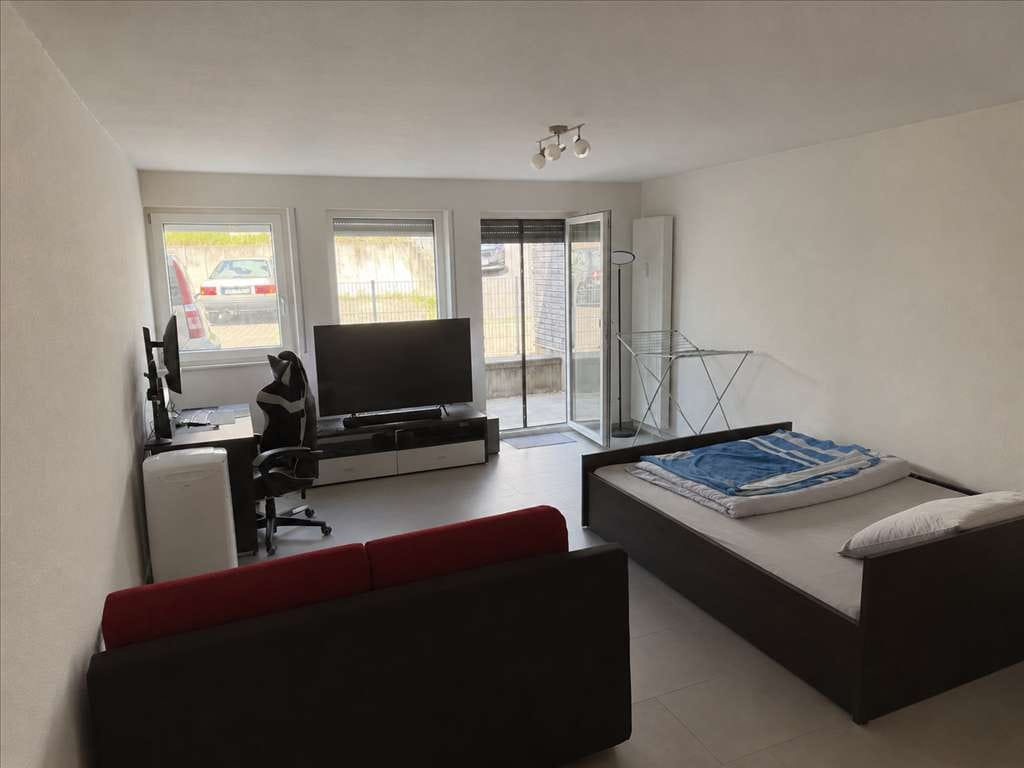 Immobilie in Schwaigern - Vermietete 1-Zi.-ETW, 2016 saniert, Küche, Bad, Terrasse und Keller in 74193 Stetten zu verkaufen - Bild 1