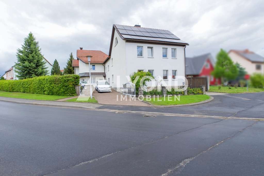 Immobilie in Vogtei - Mehrfamilienhaus mit großem Grundstück und Gewerbeeinheit in Niederdorla! - Bild 0