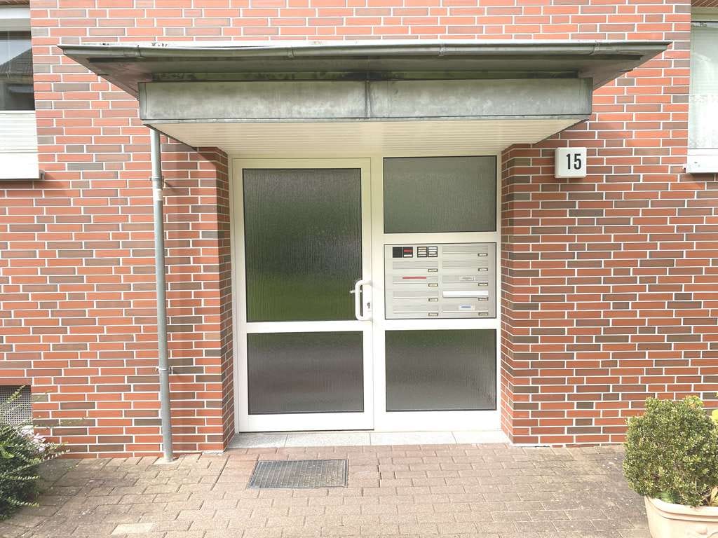Immobilie in Kiel - 2 Zimmer Handwerkerwohnung zentral in Kiel-Wellingdorf - Bild 1