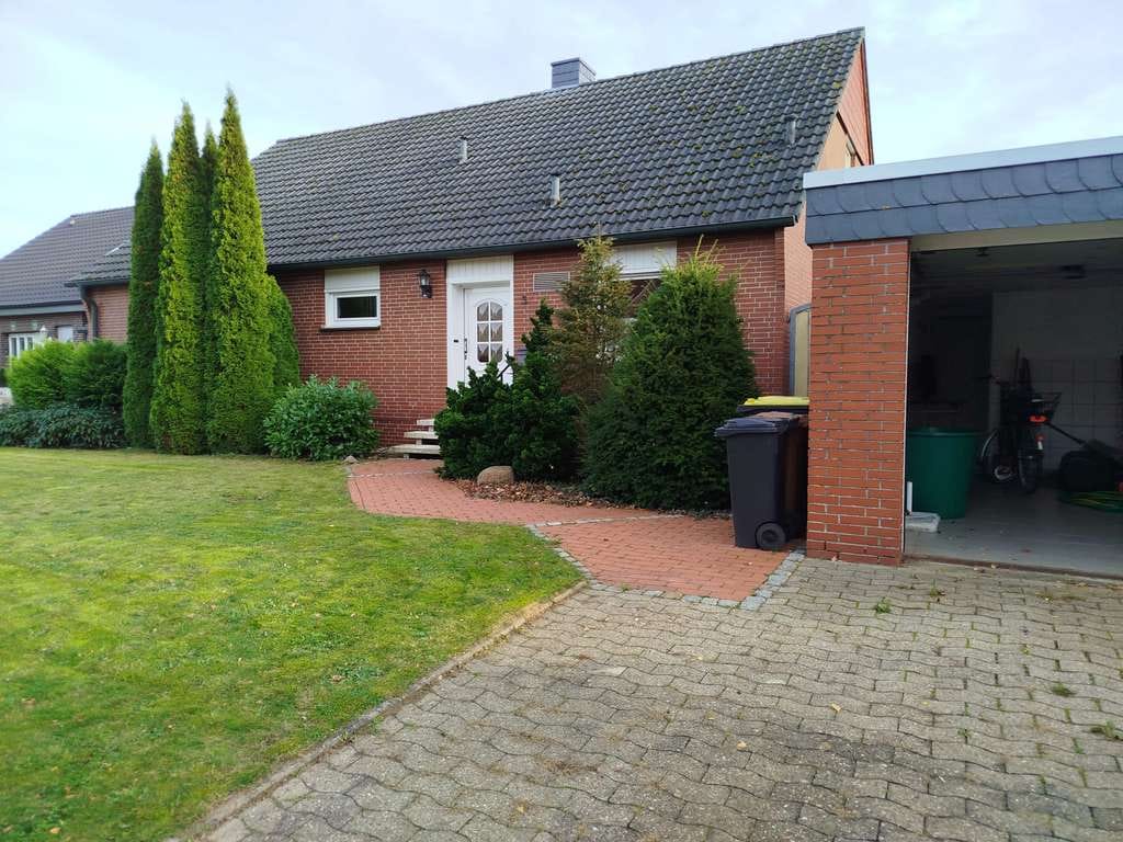 Immobilie in Ennigerloh - Sanierungsbedürftiger Bungalow mit Garage in Ennigerloh-Westkirchen - Bild 0