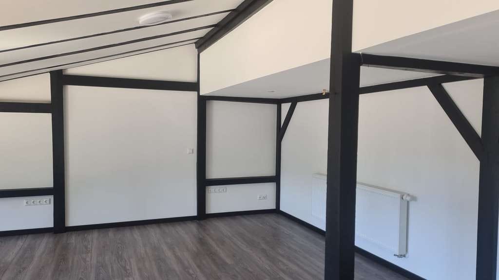 Immobilie in Lohberg - Charmante, rustikale Souterrainwohnung mit Naturstein & Holzbalken - Bild 3