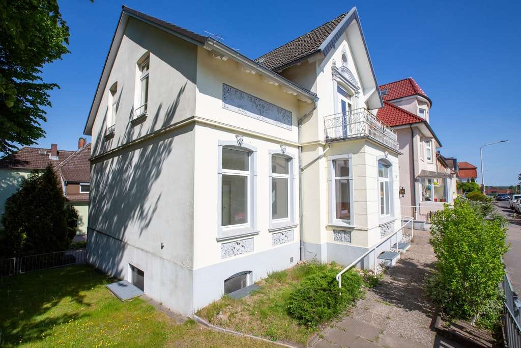 Immobilie in Mölln - Schöne Villa in 23879 Mölln mit ursprünglichem Charme und viel Platz für Ihre Familie - Bild 3