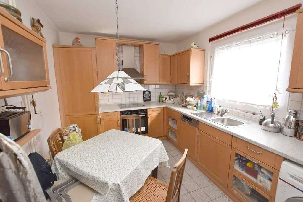 Immobilie in Lehre - 2 Häuser - ein Preis - auf 1.100m² großem, schönem Grundstück mit Garage + Carport. - Bild 3