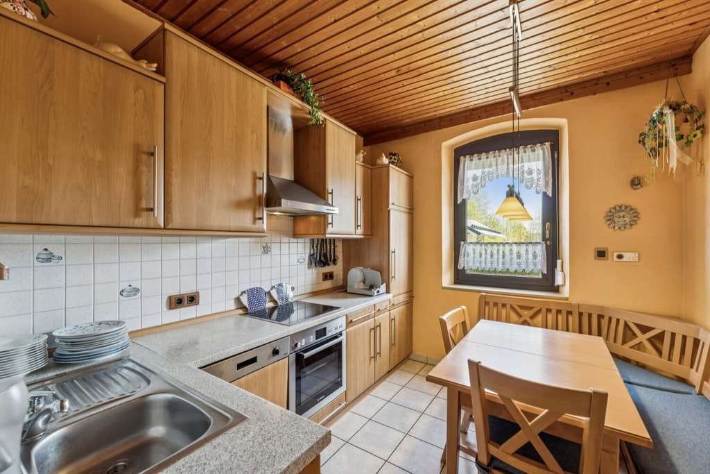 Immobilie in Gefrees - Zweifamilienhaus in ländlicher Lage von Gefrees - Bild 3