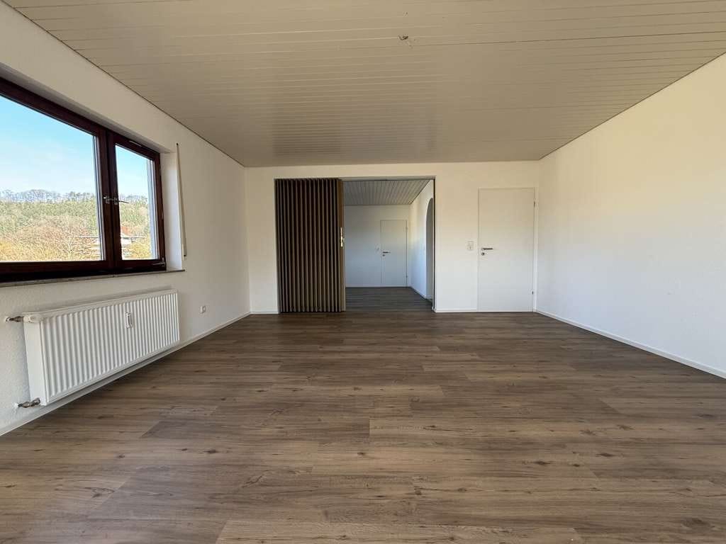 Immobilie in Gaildorf - 2-3 Familienwohnhaus in schöner Hochlage von Gaildorf-Bröckingen - Bild 2