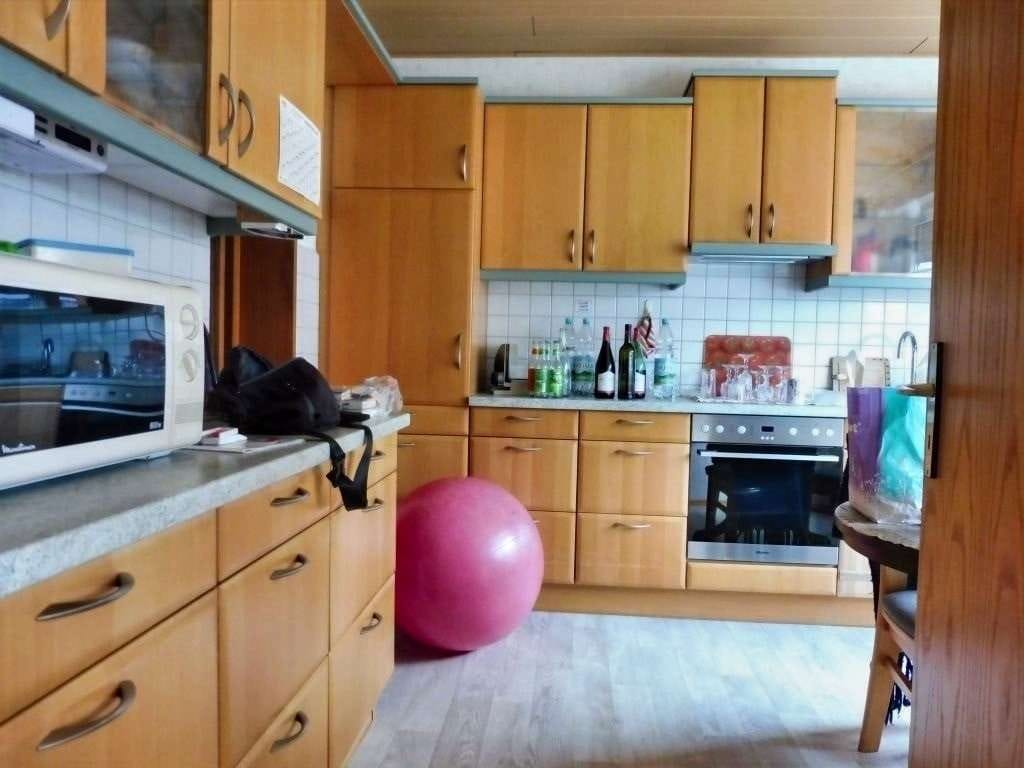 Immobilie in Kastellaun - Wohnerlebnis mit Mehrwert -
Großzügiges Einfamilienhaus mit Einliegerappartements - Bild 1