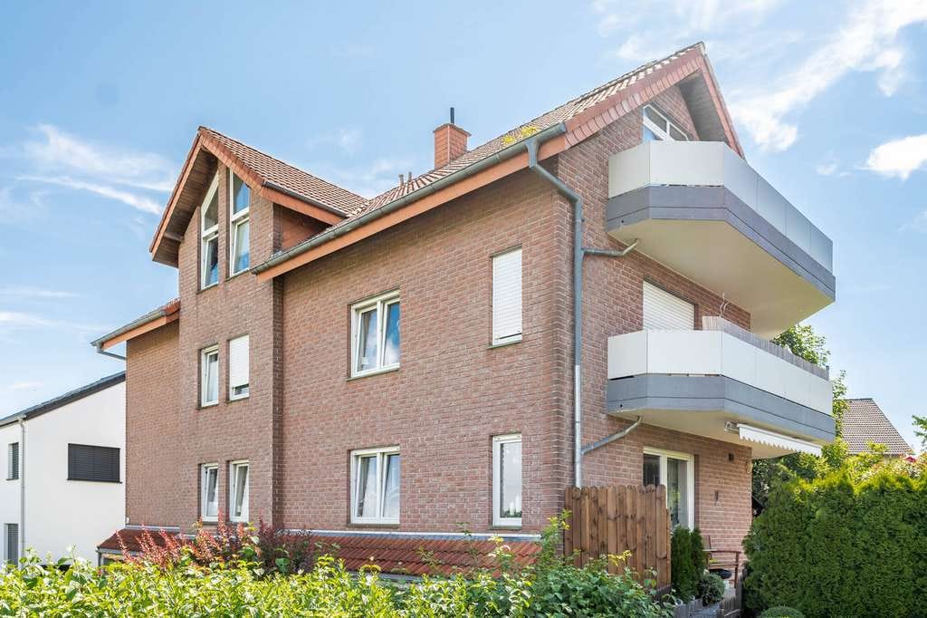Immobilie in Oerlinghausen - KEINE KÄUFERPROVISION Solide Kapitalanlage mit Balkon und Garage im schönen Oerlinghausen Währentrup - Bild 1