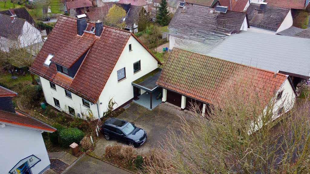 Immobilie in Glashütten - Mehrfamilien- oder Mehrgenerationenhaus im grünen Umland von Frankfurt am Main - Bild 1