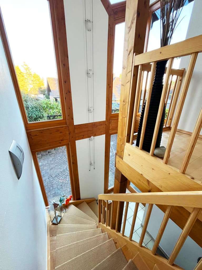 Immobilie in Mendig - Attraktives Ein-/Zweifamilienhaus in begehrter Wohnlage von Obermendig!  - Bild 2