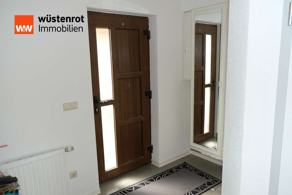 Immobilie in Gornau - Traumhaftes Reihenmittelhaus mit Weitblick ins Erzgebirge – stilvoll renoviert und bezugsfertig - Bild 3