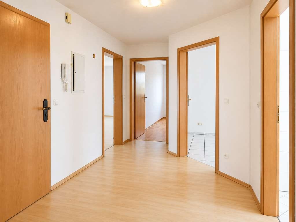 Immobilie in Radbruch - Wohnen & Vermieten clever kombiniert – Zweifamilienhaus mit Potenzial in Radbruch - Bild 2