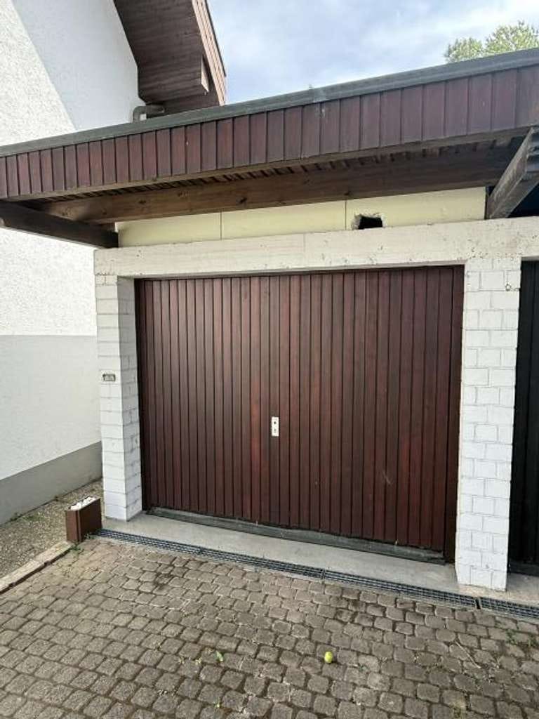 Immobilie in Gundelfingen - Gundelfingen - Zwei Wohneinheiten mit tollem Garten, Garage u. Stellpatz auf Erbpachtgrundstück - Bild 3