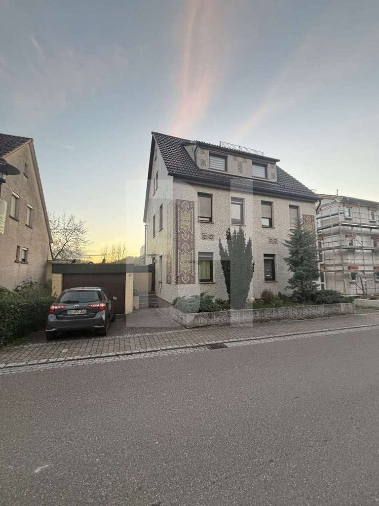 Immobilie in Erlenbach - Vierfamilienhaus und extra Grundstück mit Baugenehmigung für ein 2 Fam.-Haus zu verkaufen! - Bild 2