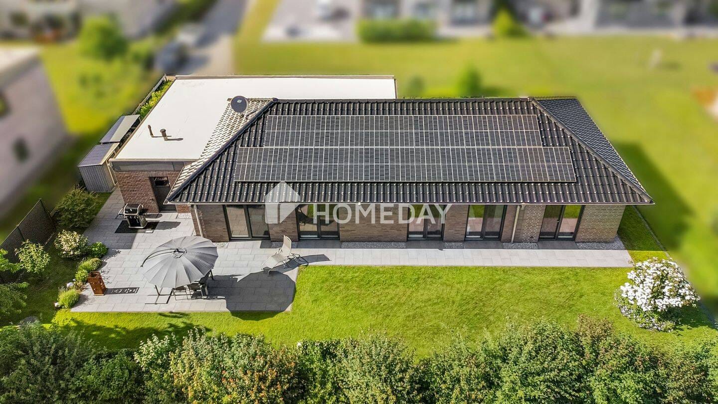 Immobilie in Wanderup - Wohnkomfort auf einer Ebene! Moderner Bungalow mit hochwertiger Ausstattung auf 134 m² Wohnfläche - Bild 2