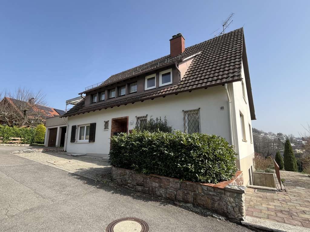Immobilie in Steinen - Freistehendes Zweifamilienwohnhaus mit Doppelgarage, auf einem sehr schönen, großen Grundstück - Bild 0