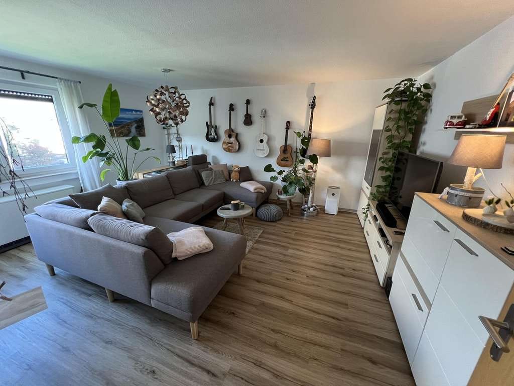 Immobilie in Allmersbach im Tal - Schöne 3,5 Zimmer Eigentumswohnung mit 2 Balkonen - Bild 0