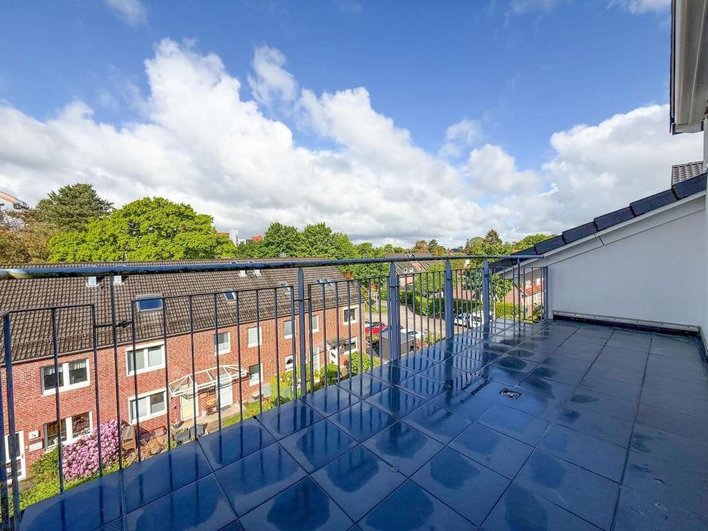 Immobilie in Tornesch - Helle 3-4 Zimmer-Wohnung mit Balkon, Carport und moderner Raumaufteilung - Bild 3