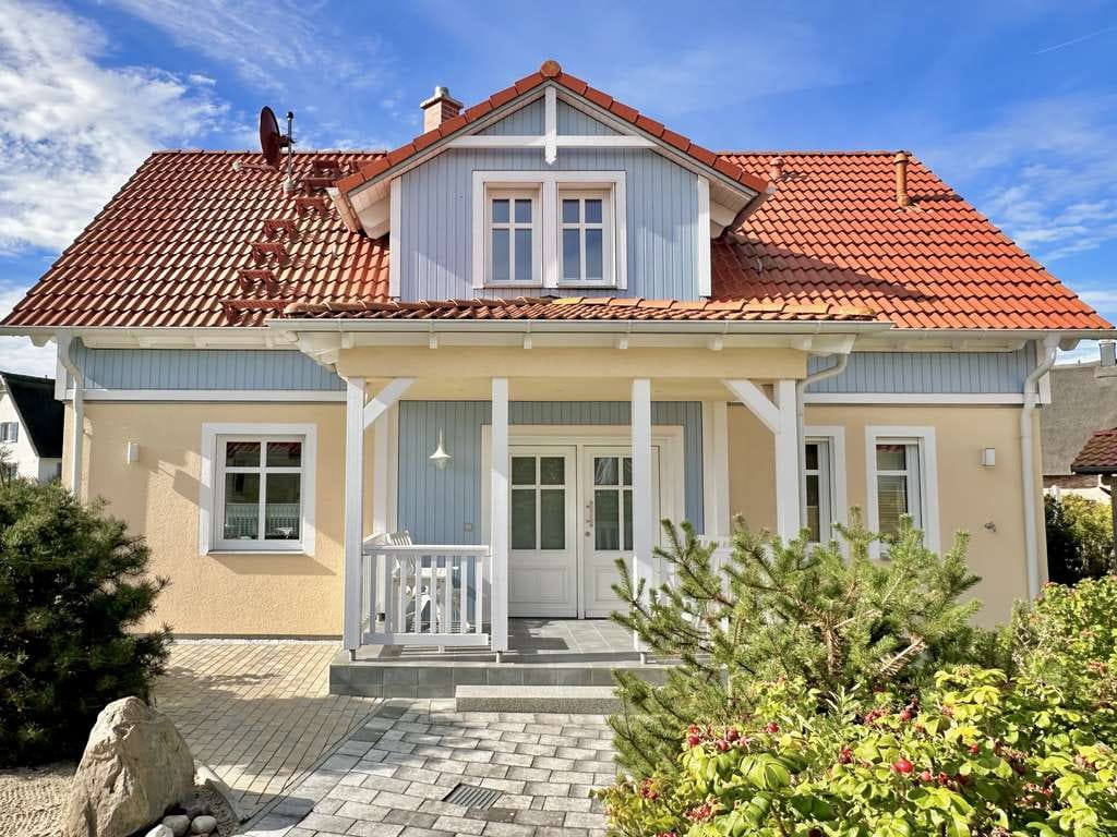 Immobilie in Kalkhorst - „Wo Feriengefühl zuhause ist – charmantes Haus im Schwedenstil nahe der Ostsee“ - Bild 0
