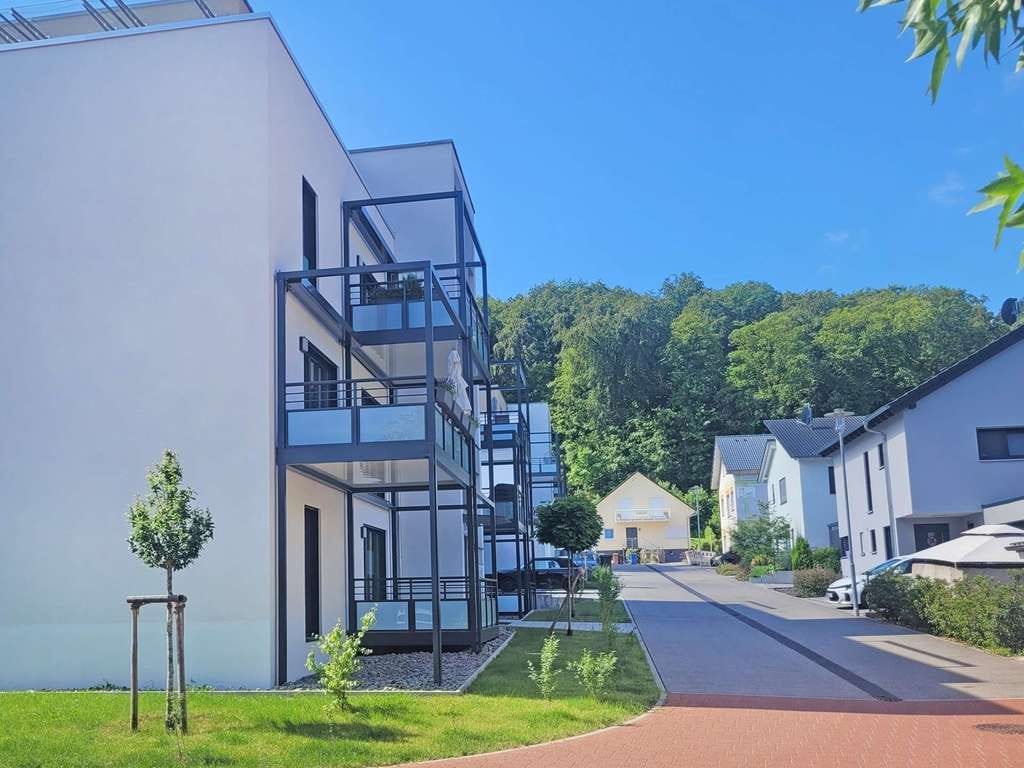 Immobilie in Mauer - Neubau-Erstbezug! Hochwertige, barrierefreie 3-Zi.-Erdgeschosswohnung mit Aufzug u. Balkon in Mauer - Bild 2