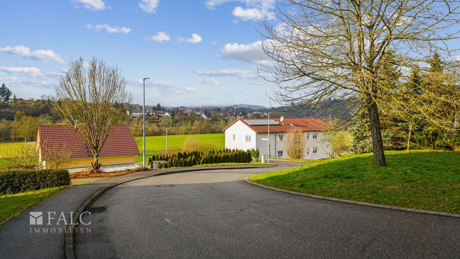 Immobilie in Möckmühl - SOFORT einziehen und wohlfühlen - FALC Immobilien Heilbronn - Bild 2