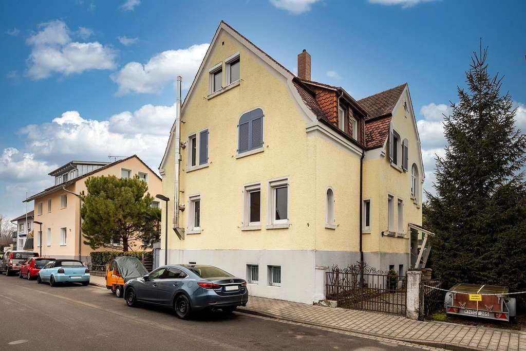Immobilie in Radolfzell am Bodensee - Bezugsfreie Altbauwohnung mit Potential! - Bild 0