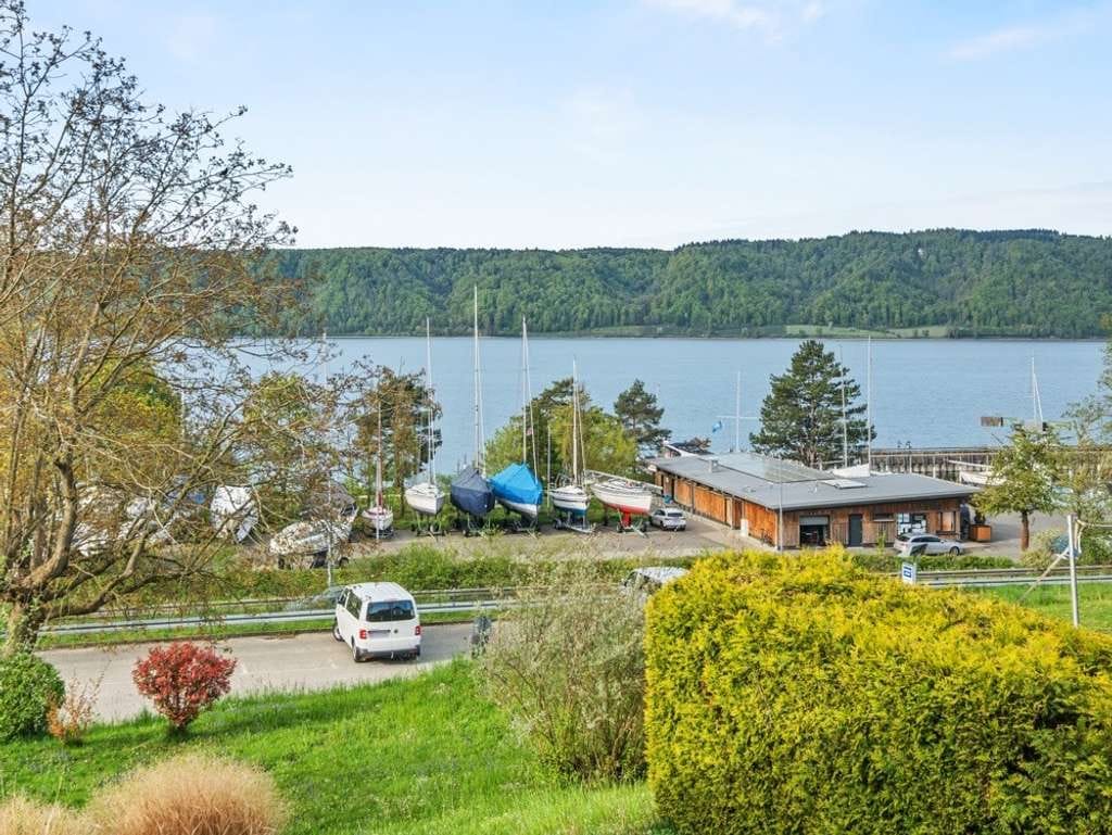 Immobilie in Sipplingen - unverbaubare Seesicht - ruhige, sonnige Südlage
Top - Zweifamilienhaus und Einliegerappartement - Bild 1