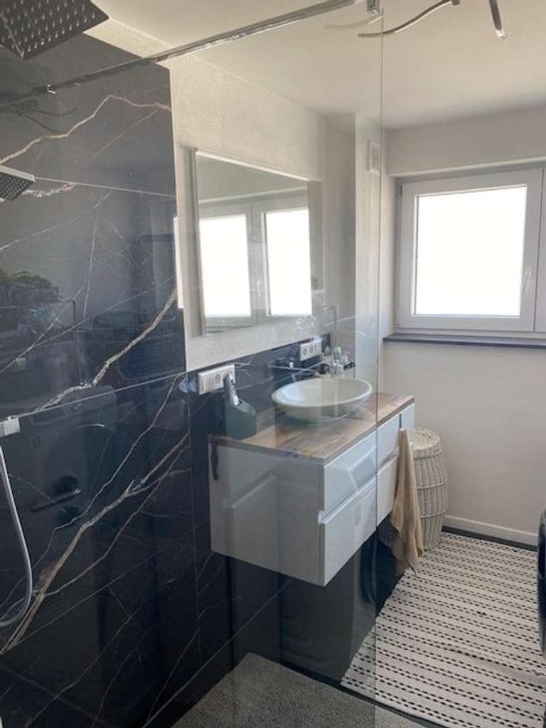 Immobilie in Pfullendorf - Stilvolle 4-Zimmer-Wohnung auf zwei Ebenen - Bild 2