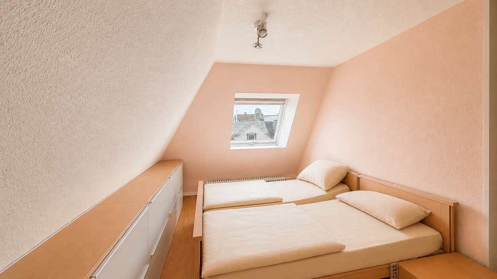 Immobilie in Esslingen am Neckar - Heute clever investieren. Später selbstbestimmt wohnen. - Bild 3
