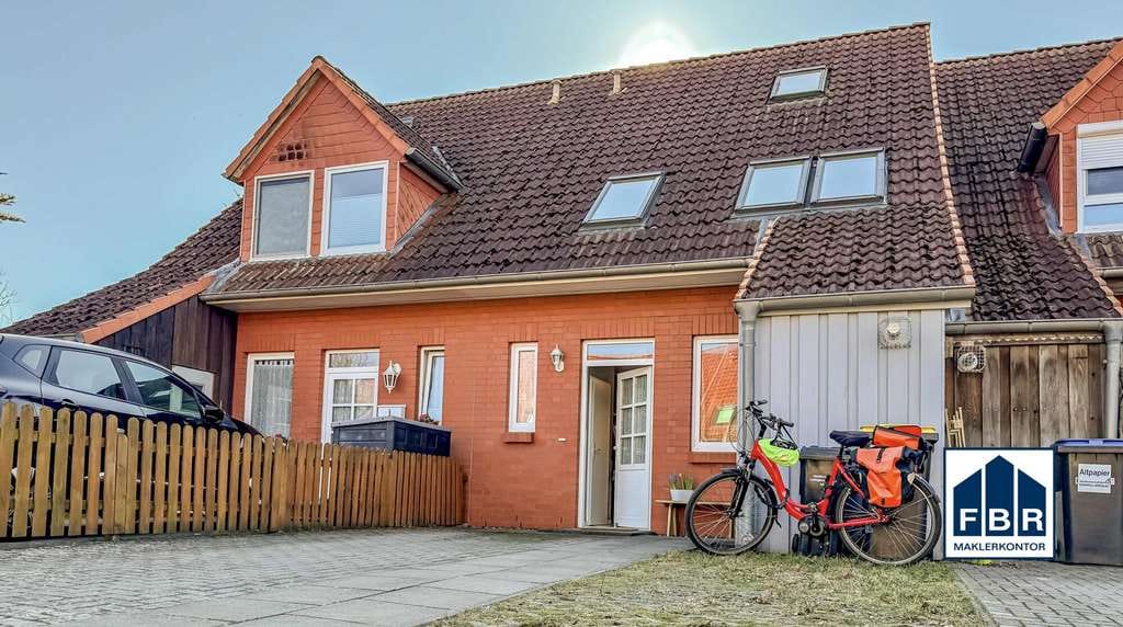 Immobilie in Klein Rogahn - Einziehen und wohlfühlen: Reihenhaus vor den Toren der Landeshauptstadt - Bild 1