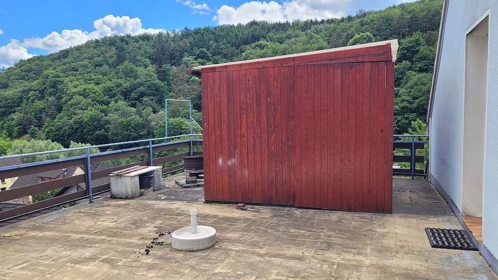 Immobilie in Fischbach - Freistehendes Ein- bis Zweifamilienhaus mit Garage - Bild 4