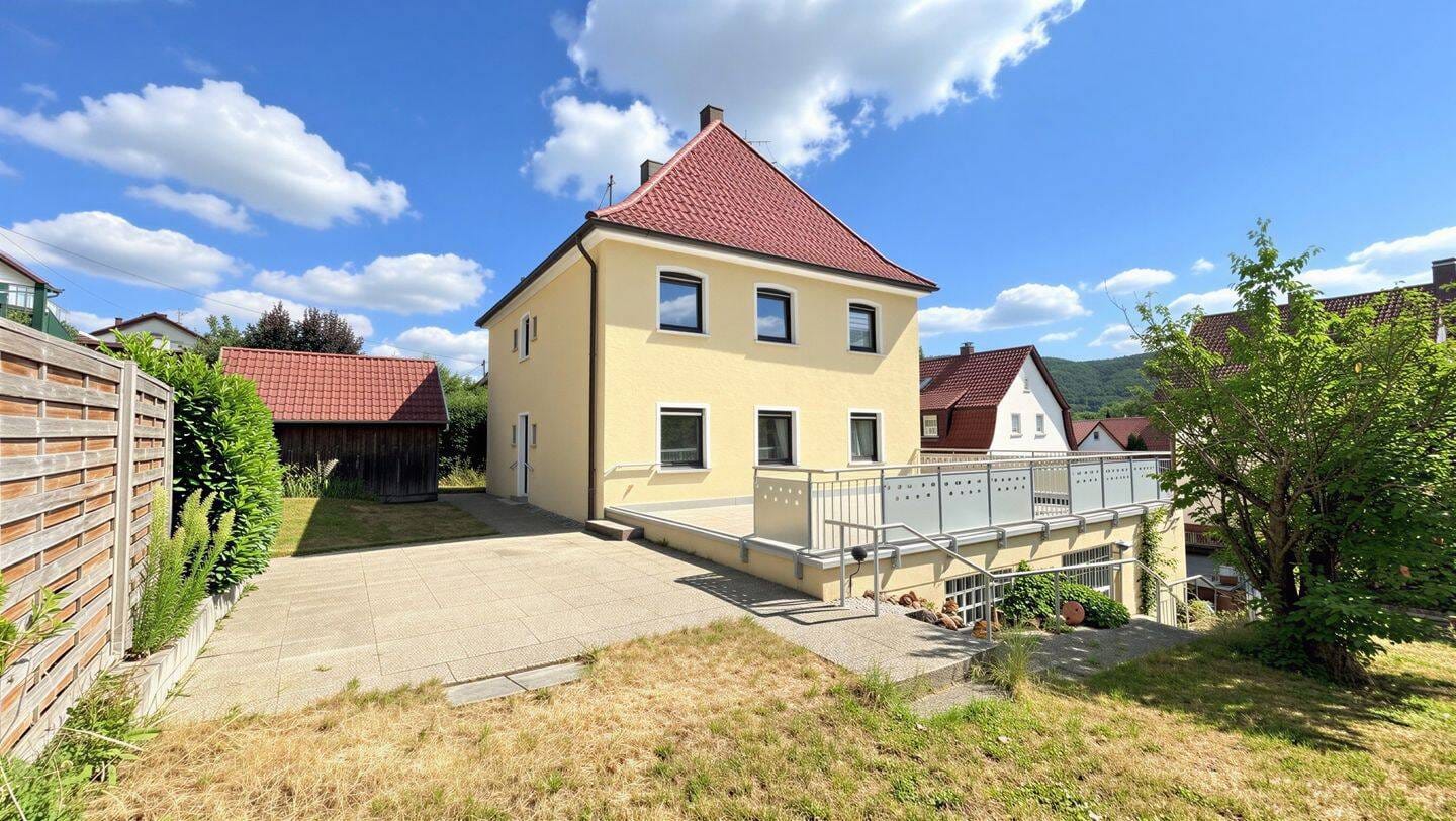 Immobilie in Neuffen - +++ Haus in Neuffen - Bild 1