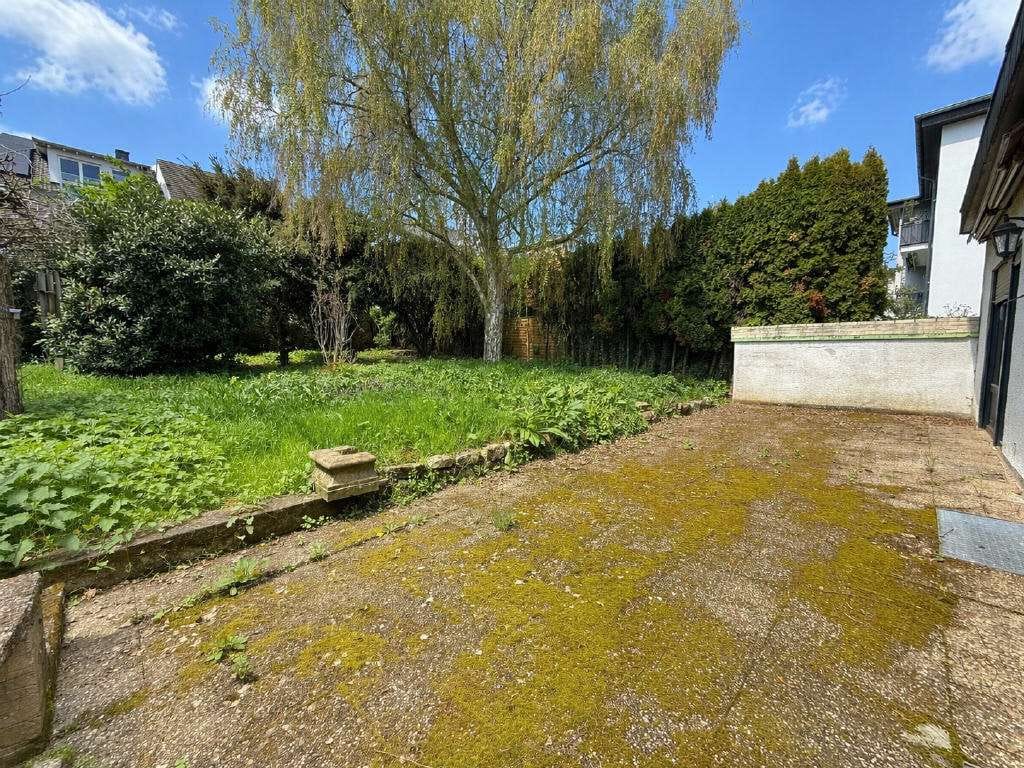 Immobilie in Eltville am Rhein - Freistehendes Einfamilienhaus mit Einliegerwohnung und traumhaften Garten 
in ruhiger Ortsran - Bild 4